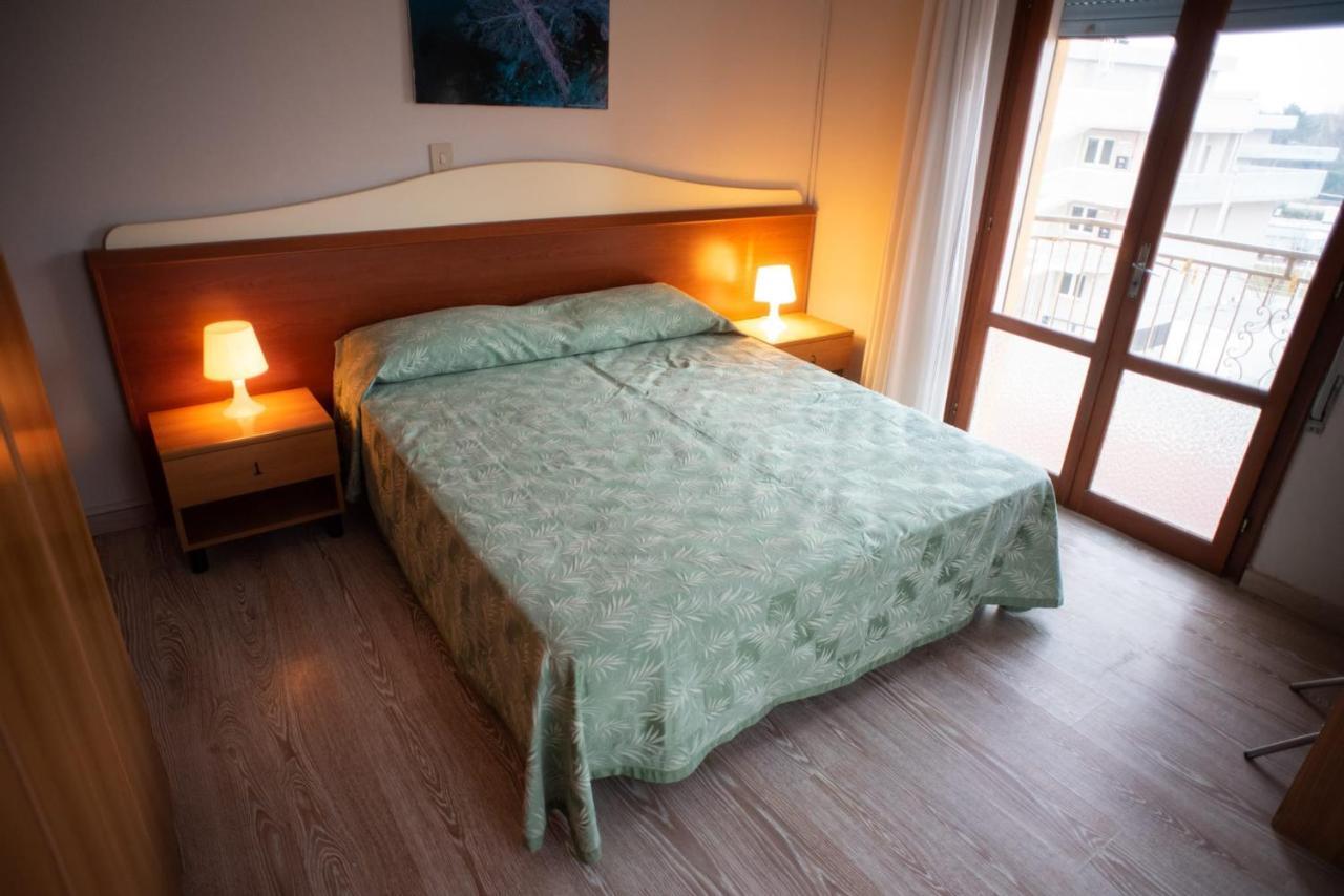 Hotel Umberto Розолина-Маре Экстерьер фото
