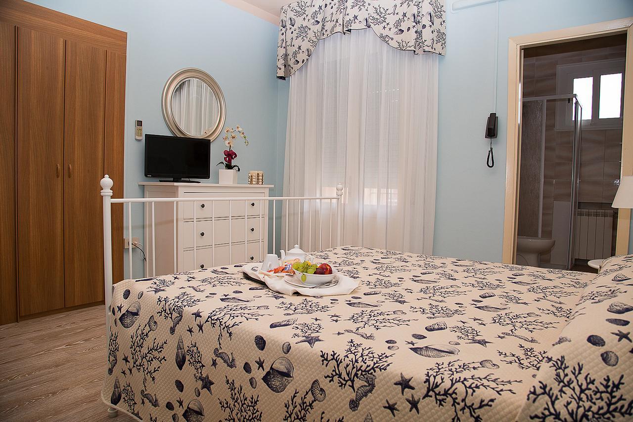 Hotel Umberto Розолина-Маре Экстерьер фото